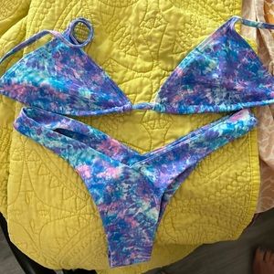 Kulani Kini both size small worn once